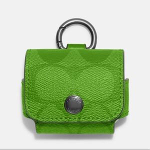 New Coach CASE for AIRPOD PRO COLORBLOCK Neon Green